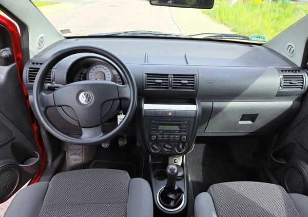 Volkswagen Fox cena 6200 przebieg: 225000, rok produkcji 2009 z Chojnice małe 37